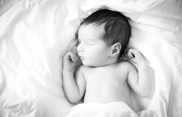 Newborn Photo - Alma 10 days old